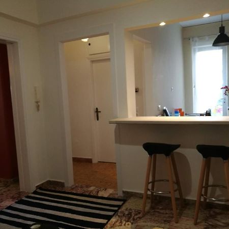 Maria'S Cozy Apartment In Palaio Faliro Athen Eksteriør billede